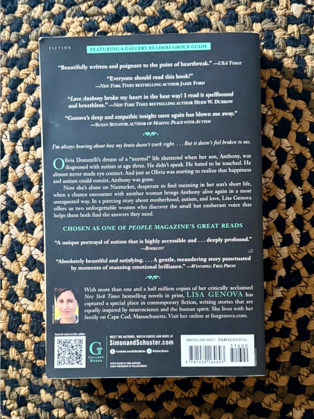 Lisa Genova Paperback Books - Picture 3 of 10